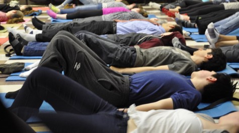 WW ’16: Yoga session (17 photos)