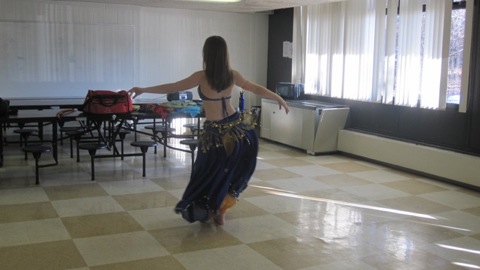 Winter Week: Belly dancing lessons (38 Photos)