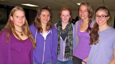 WHS students wearing purple as part of a nationwide movement against homophobic bullying. (Credit: Elaine Hunt/WSPN)