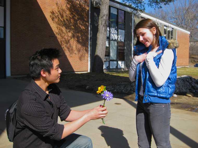 In recent years, juniors have been pressured into having elaborate and perfect Prom proposals. 