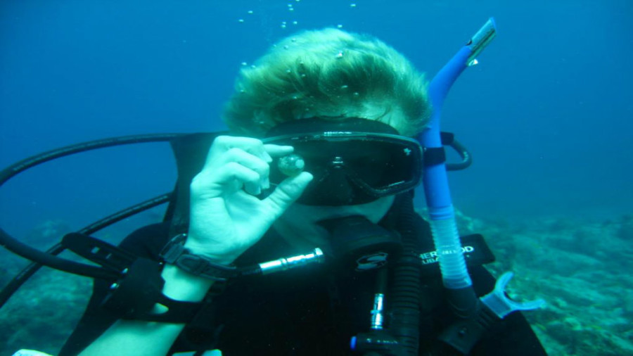 Junior Tucker Beckett spends his summers SCUBA diving in the British Virgin Islands through SeaTrek BVI.