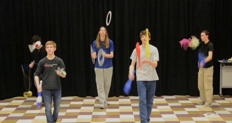 WW 13: Students showcase poi and juggling talents