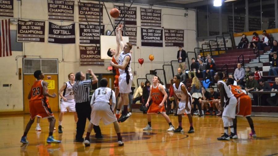 Boys basketball falls to Concord-Carlisle (22 photos)