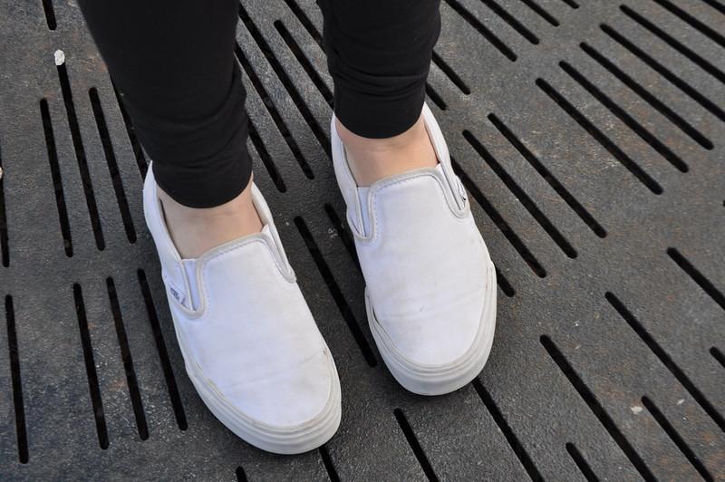 vans white slip ons