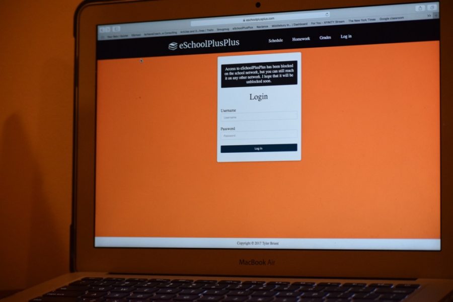 Pictured above is the login screen of eSchoolPlusPlus. Users are able to login to the site with the same information as they would for eSchoolPLUS.