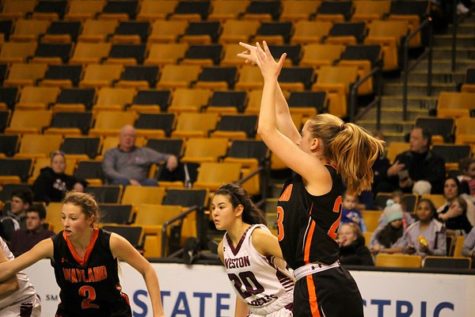 Seniors prepare for college sports