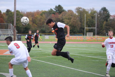 Boys’ soccer upsets Tyngsborough on Senior Night (49 photos)