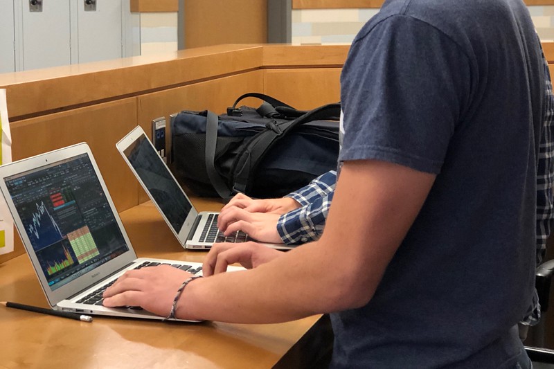 Members of FBLA learn how to effectively invest money through stock market simulations. “You have to really know what you’re doing to be able to read the trends of different stocks, and be able to pick the time to buy and the time to sell, and be able to know when to cut your losses,” senior Myle Larsen said.