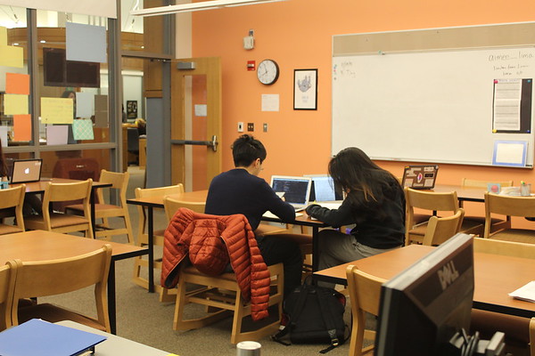 Students study in the academic center. The academic center works to connect students with peer tutors and teachers. In my opinion, I think [the academic center] is a lot better than the library media center because you can just go in there and get your work done and you don’t really socialize, sophomore Elizabeth Micolisin said.