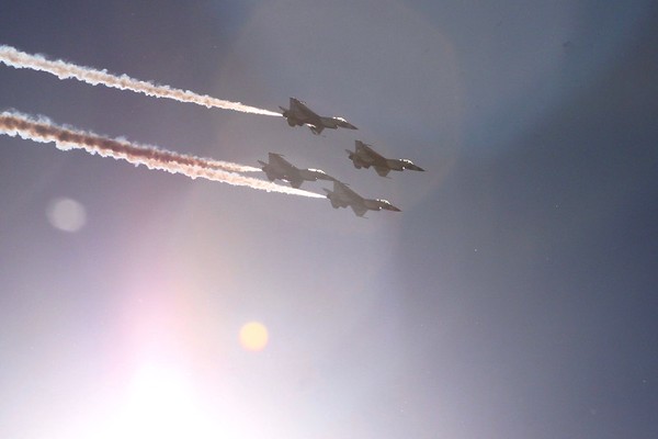 Pictured above is a squadron of US Air Force Thunderbirds. Instead of attending a typical four-year university, some WHS seniors plan to enlist or attend a military academy next year. “I want to serve my country,” Senior Mikel Reese said. “Both [of] my grandparents were in the Navy. I have that sort of pride of wanting to do something and make a change in the world.”