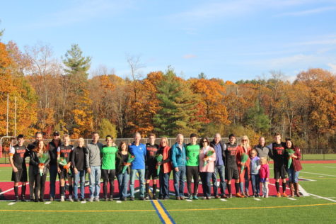 Boys soccer takes a tie at senior night (9 photos)