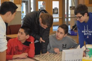 Students stress less in LMC (9 photos)
