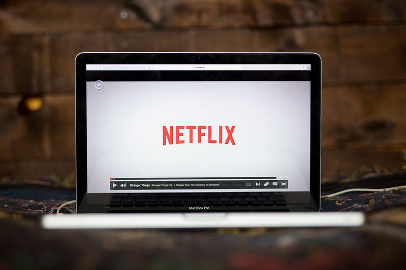 WSPNs Christina Taxiarchis and Jess Reilly list ten movies on Netflix to binge watch during quarantine. If you are looking to indulge in a comedy, drama, action or horror movie, keep on reading!
