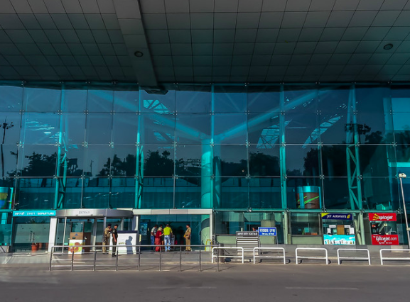 Airports are empty as everyone is quarantined in their home. With no end to the pandemic in sight, summer plans are being canceled by almost everyone. "A lot of my friends and I had plans to go somewhere over the summer," sophomore Kevin Luo said. "Clearly, that has changed. Everything's so empty now, it's like a ghost town out there."