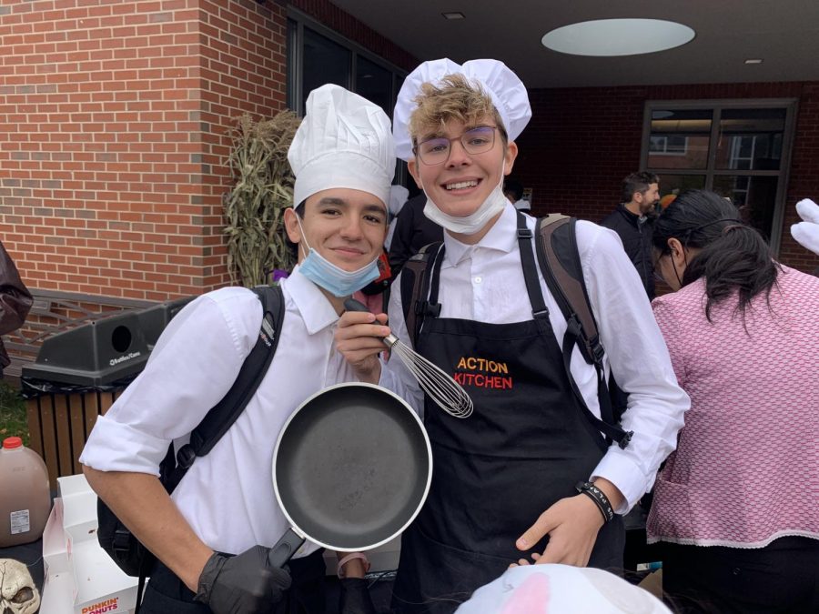 Seniors Alfonso Alvarez and Leo McNulty get ready to prep a meal with their pans and utensils. 
