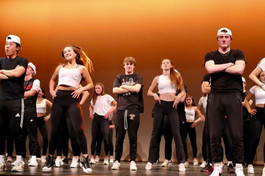 Places Everyone! The Class of 2022 takes center stage at the Senior Show