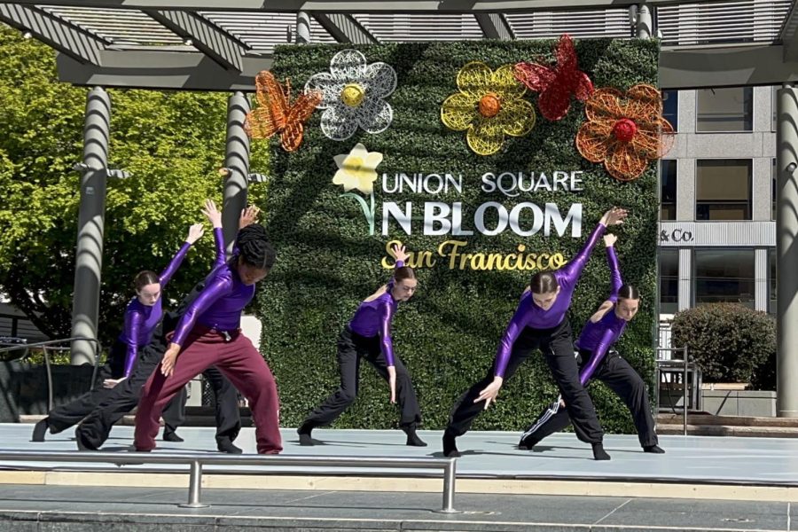 The plaza and pirouettes: LINES Ballet performs at Union Square