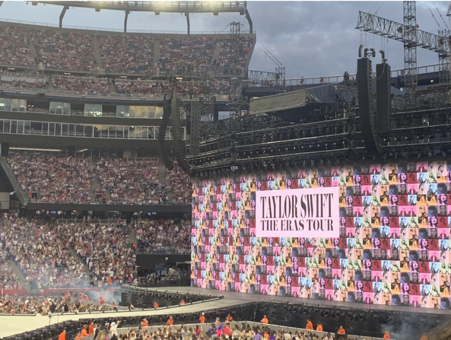 WSPNs Chloe Zilembo shares what fans without tickets did at Taylor Swifts The Eras Tour.