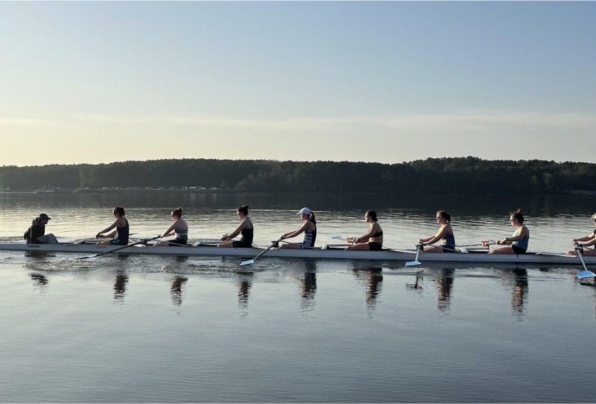 Senior+Ava+Balukonis+commits+to+the+University+of+North+Carolina+at+Chapel+Hill+for+rowing.+%E2%80%9CIt+felt+like+the+right+fit+for+me%2C%E2%80%9D+Balukonis+said.+%E2%80%9CI+am+so+excited+for+what%E2%80%99s+next.%E2%80%9D