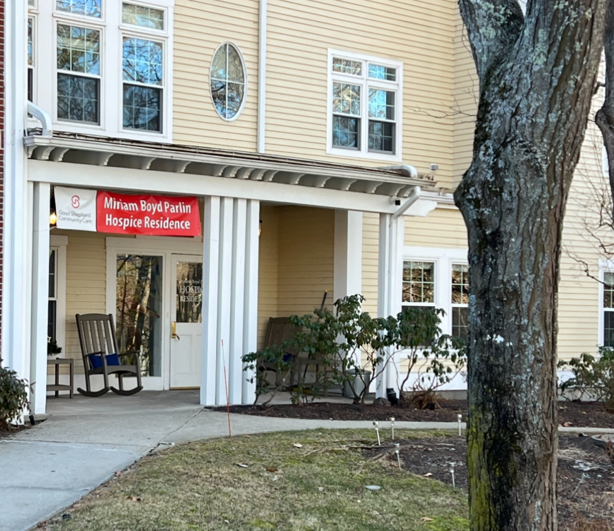 For more than 70 years, the Parmenter Foundation has provided end-of-life care and bereavement resources to the Wayland community. Over the decades, it has taken on a variety of forms, all with the same goal of making transitions easier for families. “We envision a community that compassionately supports one another through grief, loss and end of life, fostering a culture of empathy and connection,” Executive Director of the Parmenter Foundation Angela Crocker said. 
